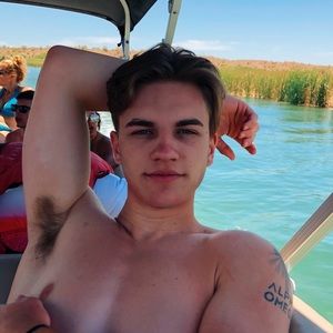 Meet your Posher, Noah